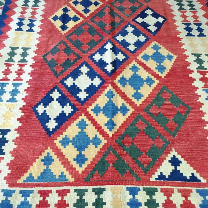 Kilim Wool Handmade Rug, Size; 8.5 X 5.5 ft (262 X 170 cm)