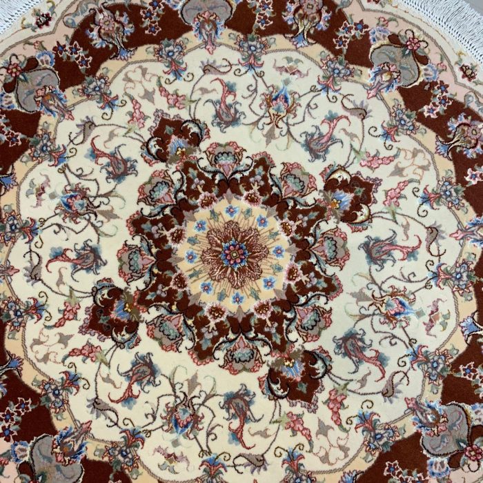 Wool & Silk Persian Rug , Size: 3.5 X 3.5 ft (105 X 105 cm)