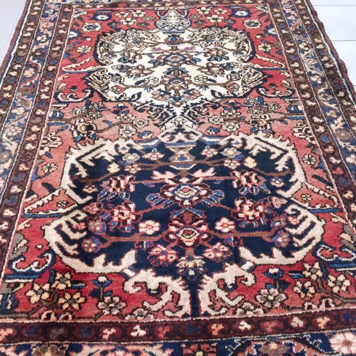 Vintage Handmade Persian Rug 6.5 X 4.10 ft (196 X 147 cm)