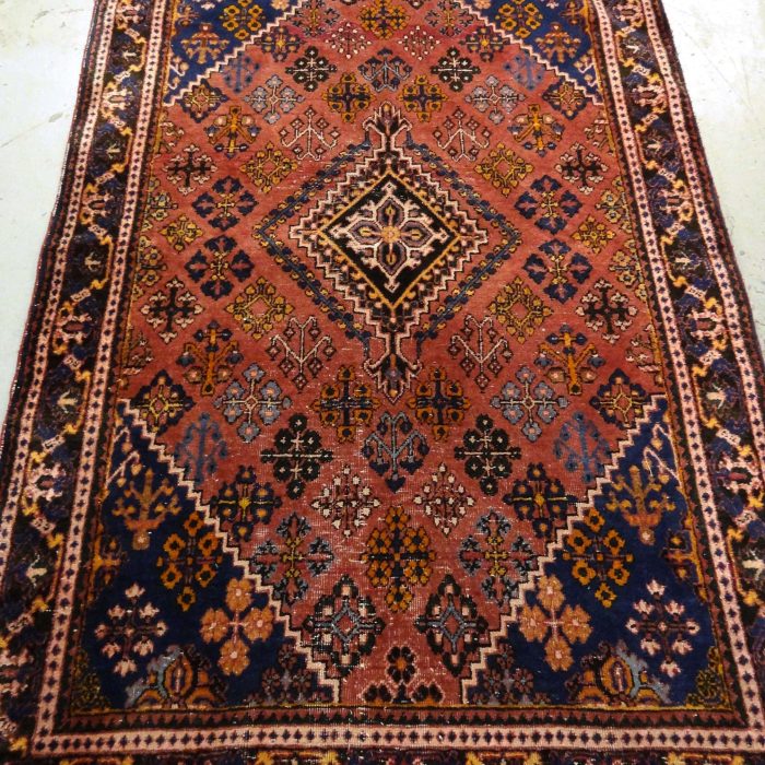 Vintage Persian Rug6.10 X 4.7 ft (208 X 143 cm)