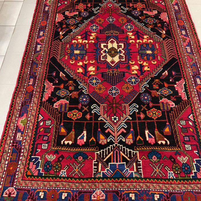 Handmade Persian Rug 7.7 X 4.7 ft (230 X 140 cm)