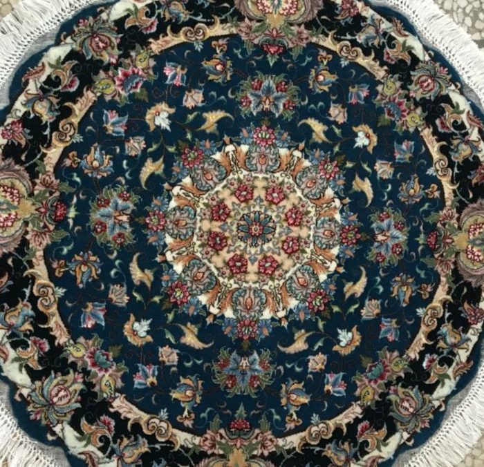 Wool & Silk Persian Rug, Size; 3.4 X 3.4 ft (104 X 104 cm)