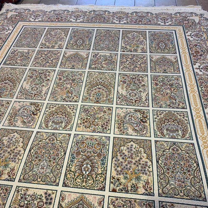 Persian Machine Made Rug   8.3 x 11.6 ft (250 X 350 cm)