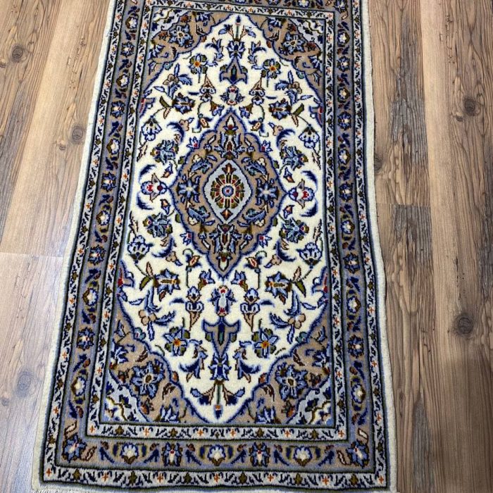 Persian Kashan Handmade Rug   4.3 X 2.3 ft (129 X 68 cm)