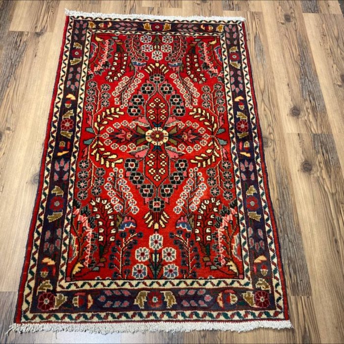 Persian Handmade Wool Rug   4.3 X 2.8 ft (129 X 80 cm)