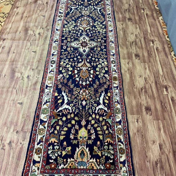 Persian Handmade Wool Runner. Size: 9.7 X 2.7 ft (293 X 79 cm)