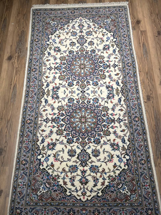 Handmade Wool Runner   6.7 X 3.4 ft (200 X 103 cm)