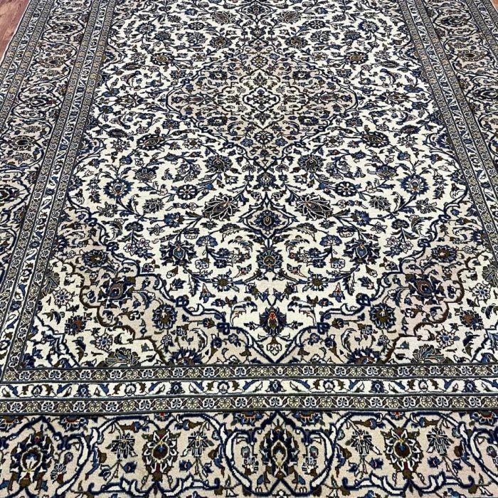 Persian Handmade Wool Rug   11.7 X 8.3 ft (353 X 251 cm)