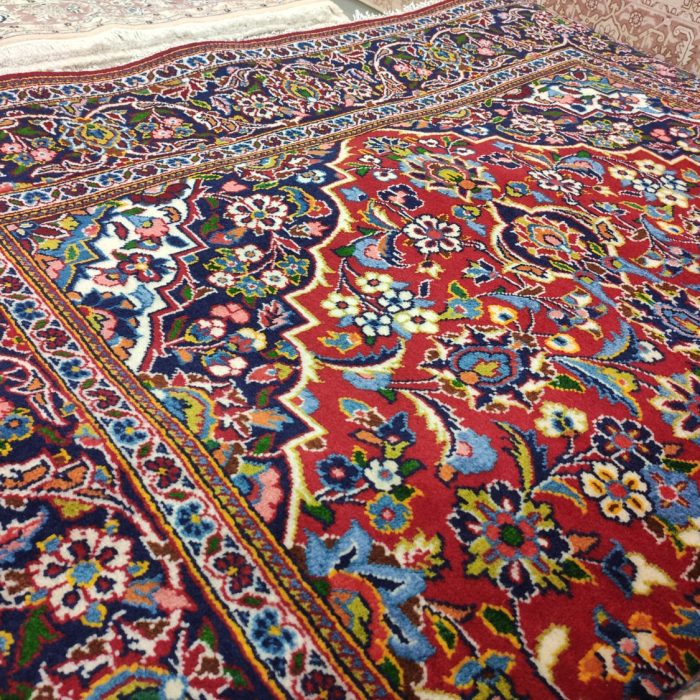 Persian Handmade Wool Rug   7.7 X 4.8 ft (230 X 142 cm)