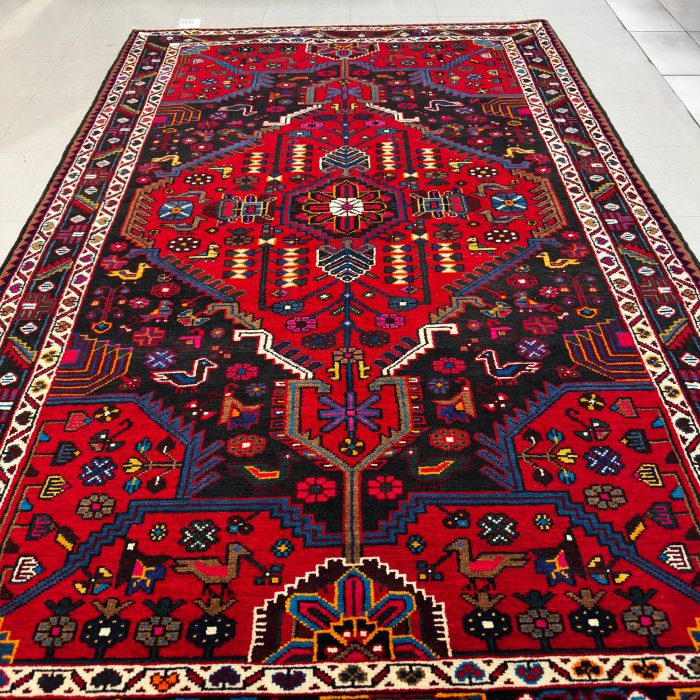 Persian Nahavand Wool Hand-Made Rug Size: 7.6 x 4.9 ft (229 X 137 cm)