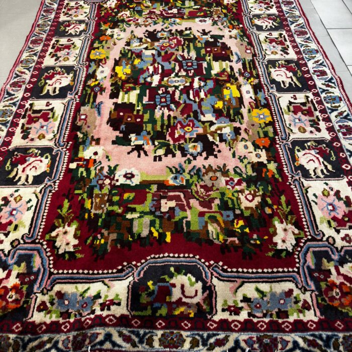 Persian Vintage Bakhtiari Handmade Wool Size: 7.5 x 4.11 ft (225 x 150 cm)