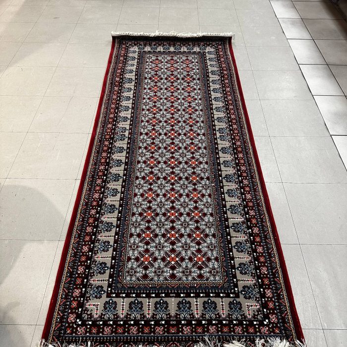 Persian Machine-made Runner Size: 6.6 x 2.8 ft(201 x 85 cm)